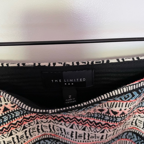 The Limited Textured Patterned Pencil Skirt - Picture 3 of 8